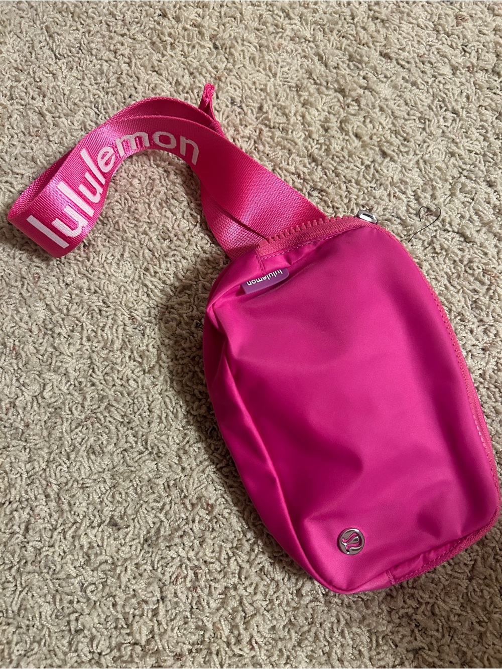 Lululemon Everywhere Belt Bag